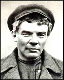 Lenin tânăr -  poză din paşaport